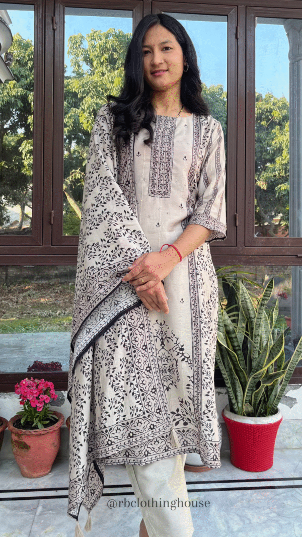 Muslin Digital Print Straight Suit set