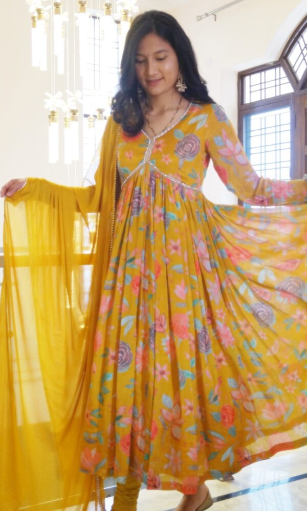 Chinon Printed Alia Style Suit Set