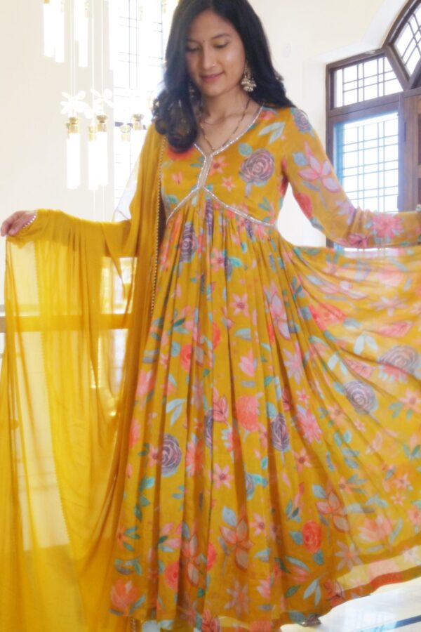 Chinon Printed Alia Style Suit Set