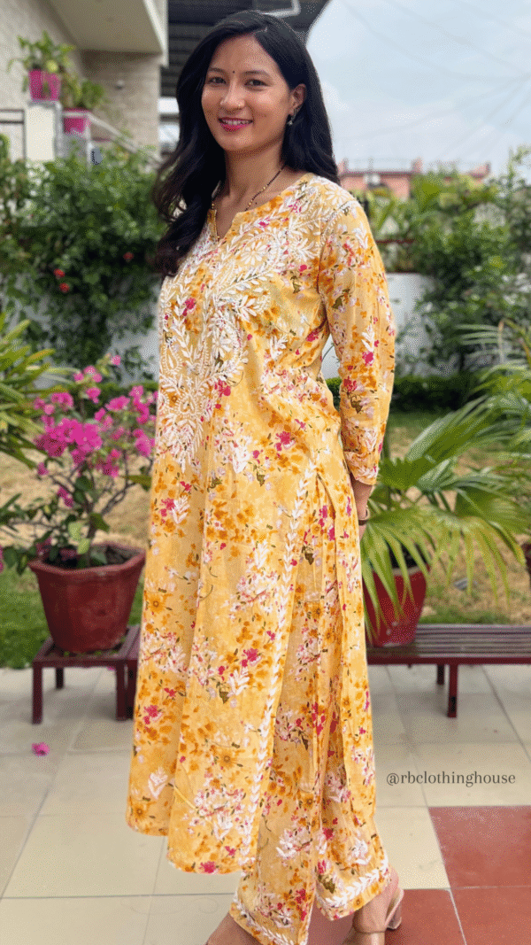 PRINTED MUL COTTON CHIKANKARI KURTA PANT SET