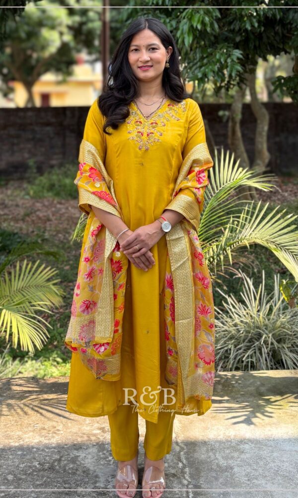 A-Line Dola Silk Suit Set