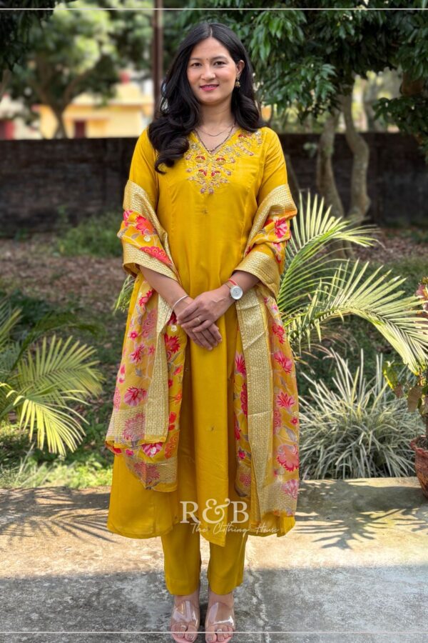 A-Line Dola Silk Suit Set