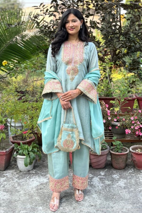 Premium Crushed Tissue Set with Potli